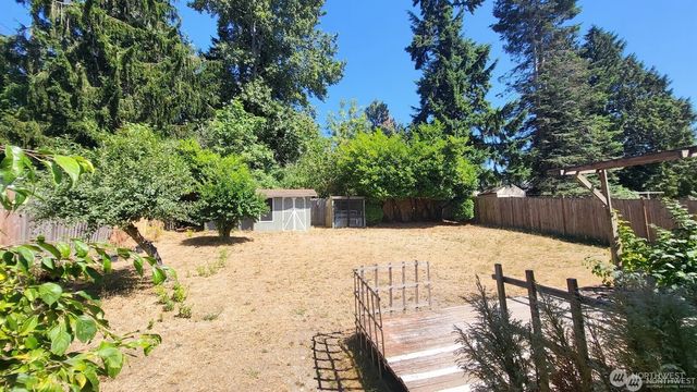 14934 5th Avenue NE, Shoreline, WA 98155