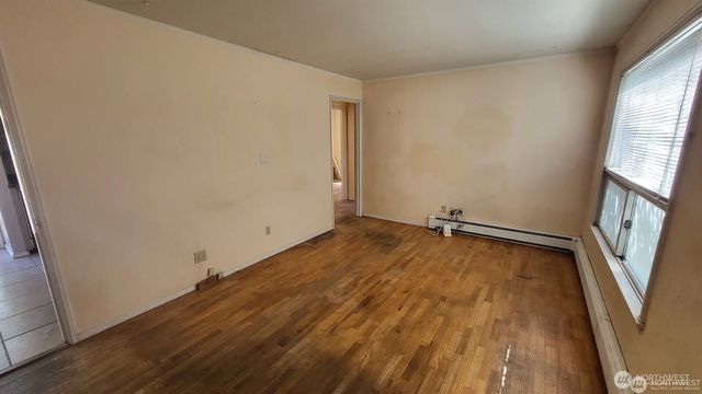 14934 5th Avenue NE, Shoreline, WA 98155