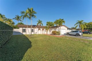 7230 SW 131st Ave, Miami, FL 33183