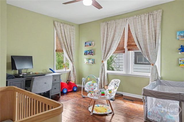 1129 E Duffy Street, Savannah, GA 31404