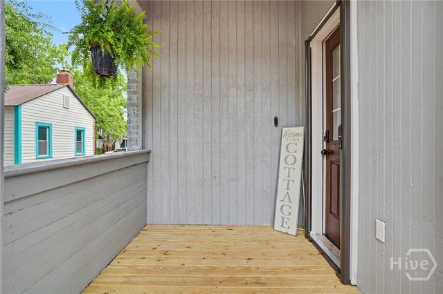 1129 E Duffy Street, Savannah, GA 31404
