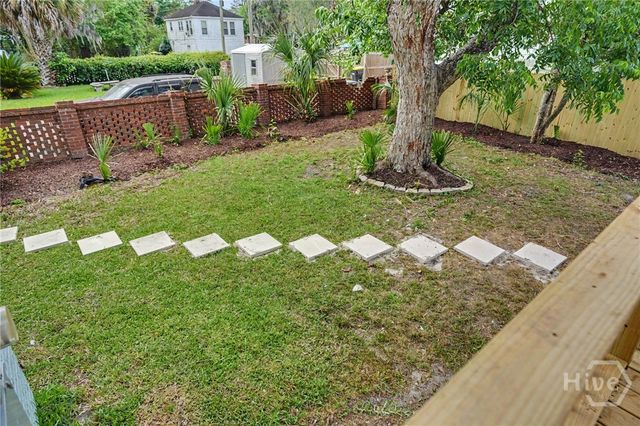 1129 E Duffy Street, Savannah, GA 31404