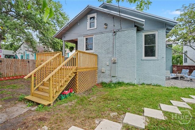 1129 E Duffy Street, Savannah, GA 31404