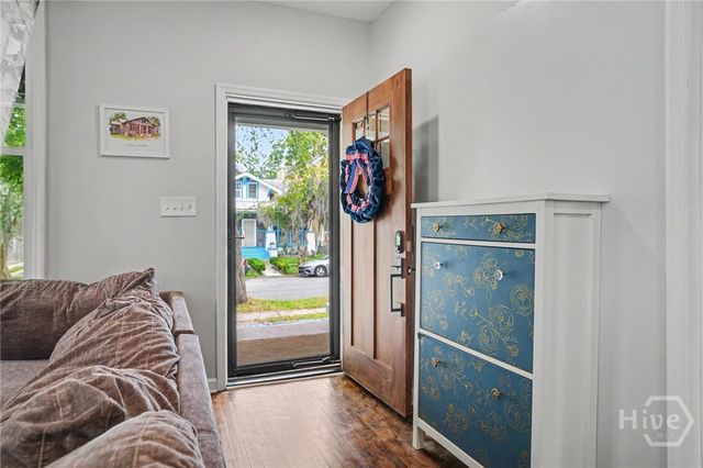 1129 E Duffy Street, Savannah, GA 31404
