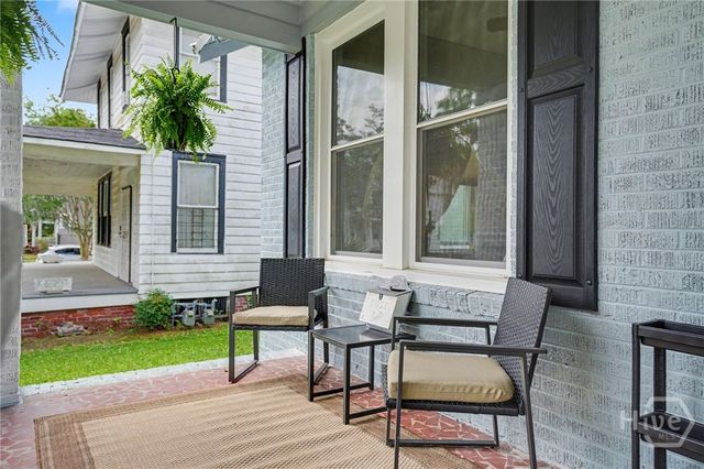 1129 E Duffy Street, Savannah, GA 31404