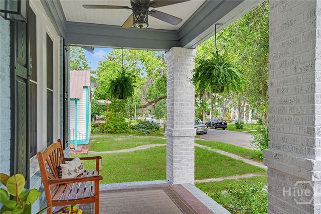 1129 E Duffy Street, Savannah, GA 31404