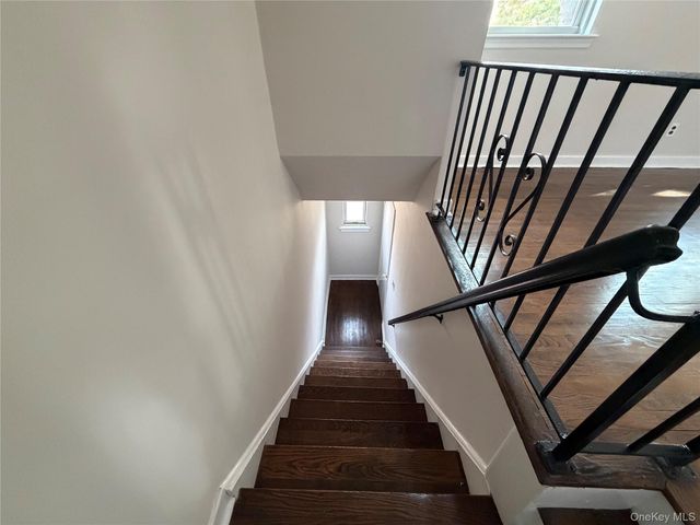 255-49 75th Avenue 2nd Floor, Glen Oaks, NY 11004