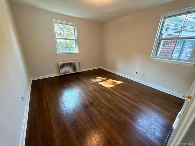 255-49 75th Avenue 2nd Floor, Glen Oaks, NY 11004