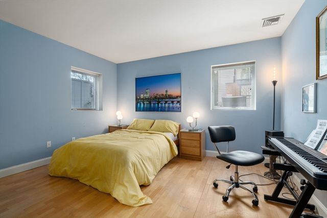 70 Victoria Street 70, Somerville, MA 02144