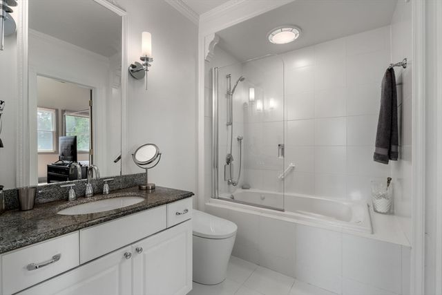 70 Victoria Street 70, Somerville, MA 02144