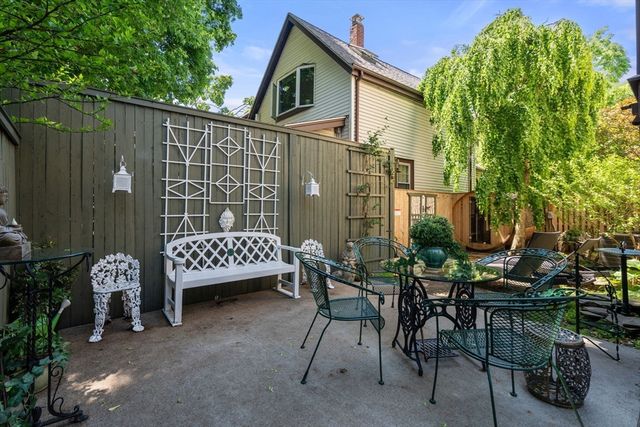 70 Victoria Street 70, Somerville, MA 02144
