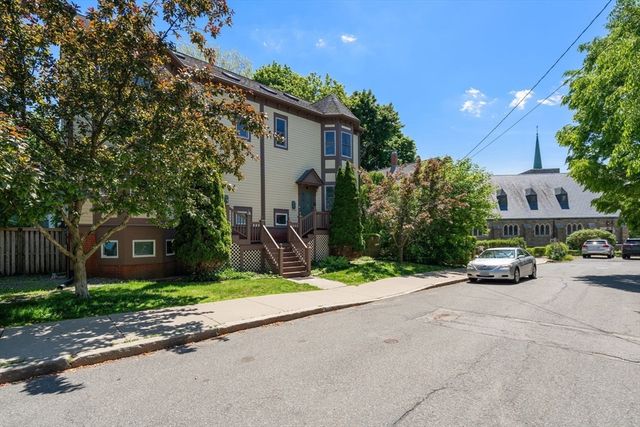 70 Victoria Street 70, Somerville, MA 02144