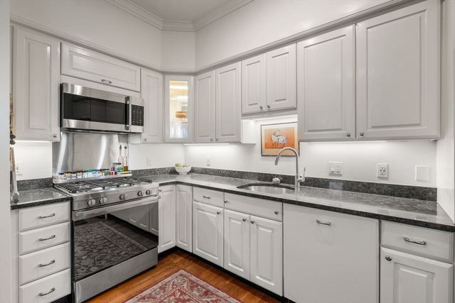 70 Victoria Street 70, Somerville, MA 02144