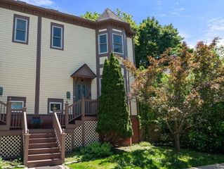 70 Victoria Street 70, Somerville, MA 02144