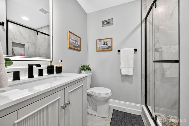 49 Victory Place, East Brunswick, NJ 08816