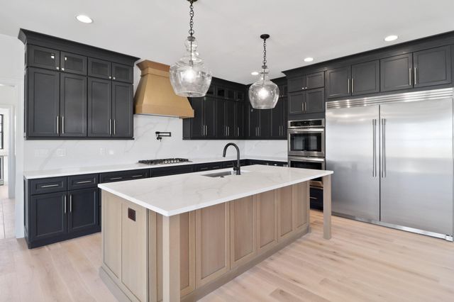 9601 Sweetspire Avenue, St. John, IN 46373