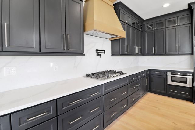9601 Sweetspire Avenue, St. John, IN 46373