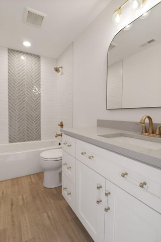 9601 Sweetspire Avenue, St. John, IN 46373
