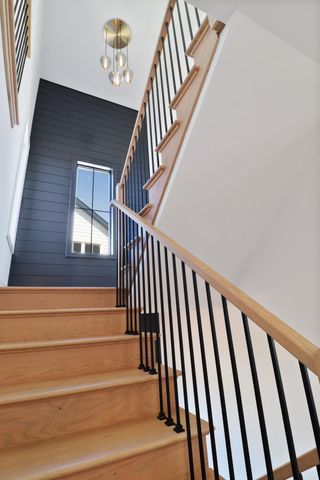 9601 Sweetspire Avenue, St. John, IN 46373