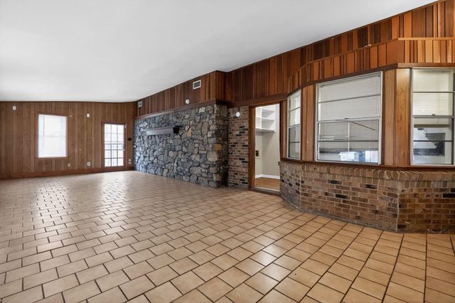 3697 LAKEHURST DR, Memphis, TN 38128