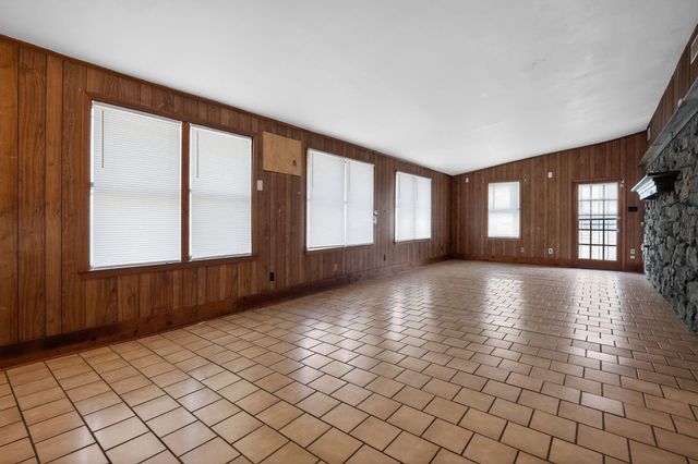 3697 LAKEHURST DR, Memphis, TN 38128