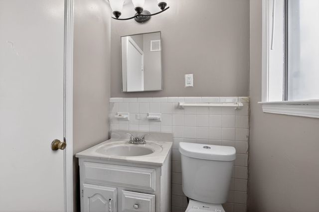 3697 LAKEHURST DR, Memphis, TN 38128