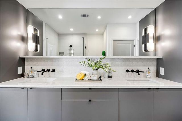 726 Edgewood NE Avenue, Atlanta, GA 30307