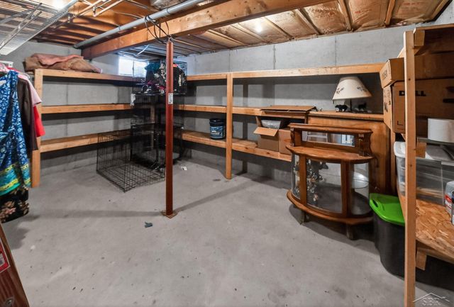 46664 County Road 374 Highway, Waverly Twp, MI 49079