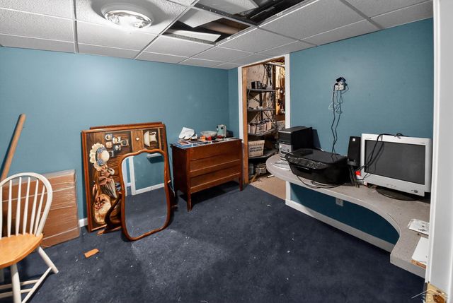 46664 County Road 374 Highway, Waverly Twp, MI 49079