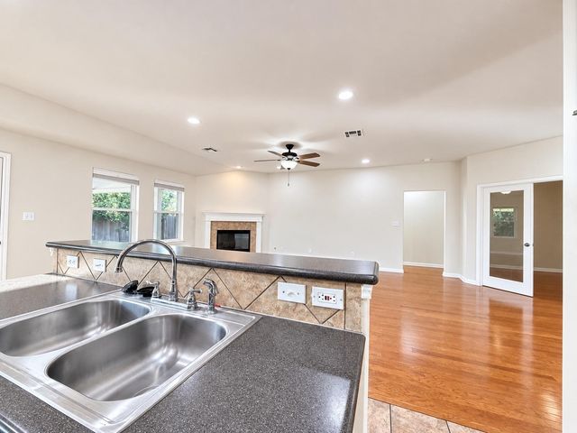 9508 Castle Pines DR, Austin, TX 78717