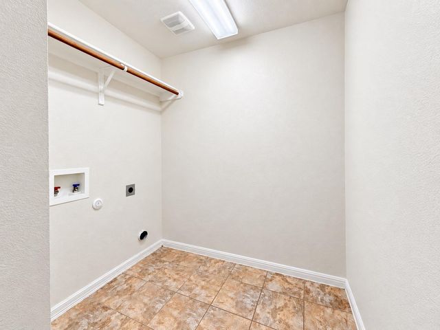 9508 Castle Pines DR, Austin, TX 78717