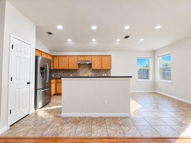 9508 Castle Pines DR, Austin, TX 78717