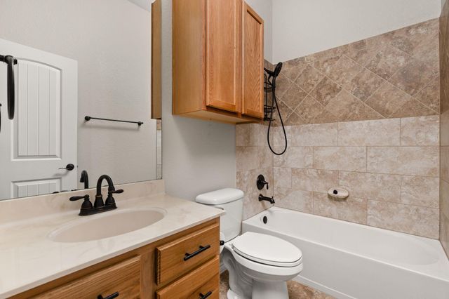 10025 Janet LOOP, Dripping Springs, TX 78620