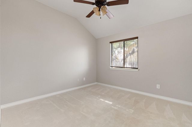 10025 Janet LOOP, Dripping Springs, TX 78620