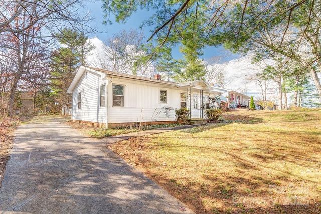 88 Blake Drive, Arden, NC 28704