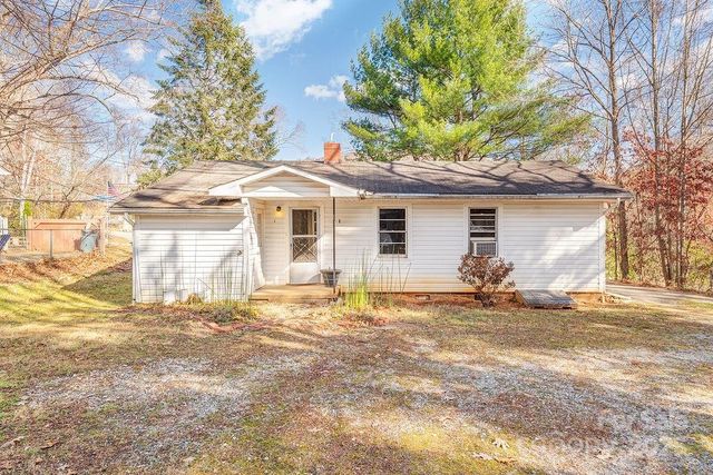 88 Blake Drive, Arden, NC 28704