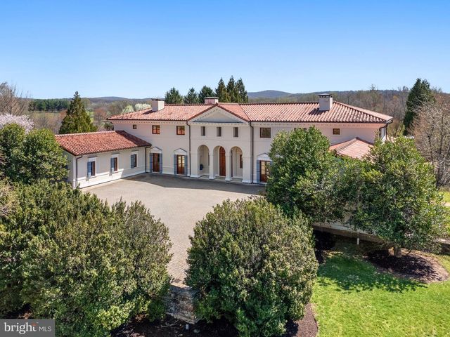 2547 HALFWAY RD, The Plains, VA 20198