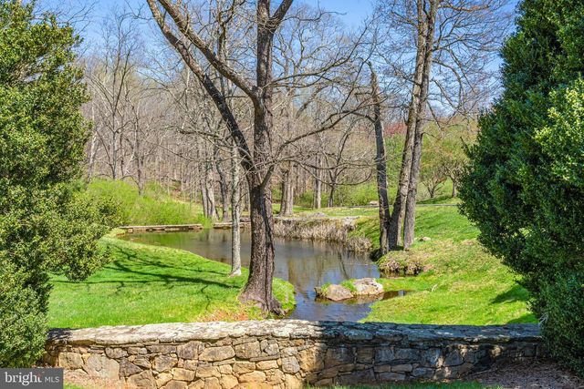 2547 HALFWAY RD, The Plains, VA 20198