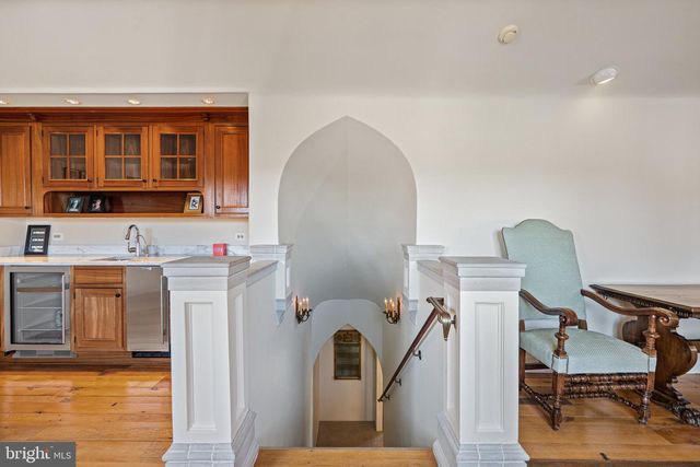 2547 HALFWAY RD, The Plains, VA 20198