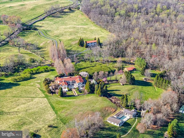 2547 HALFWAY RD, The Plains, VA 20198