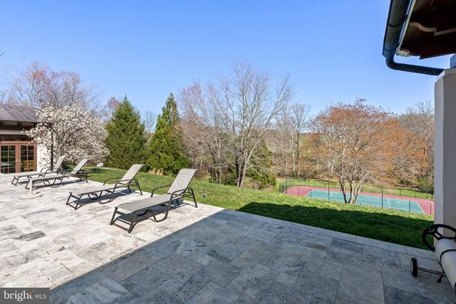 2547 HALFWAY RD, The Plains, VA 20198