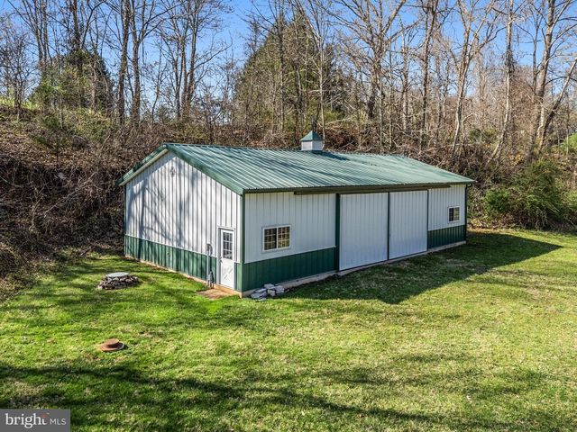 2547 HALFWAY RD, The Plains, VA 20198