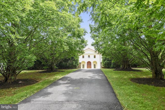 2547 HALFWAY RD, The Plains, VA 20198