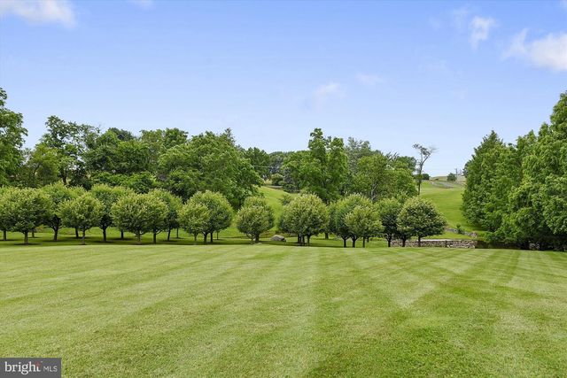 2547 HALFWAY RD, The Plains, VA 20198