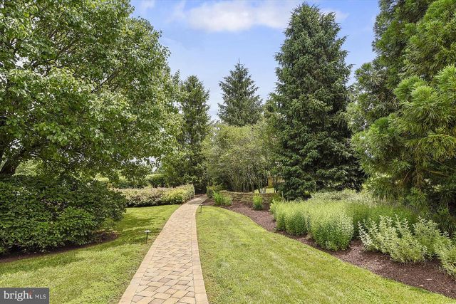 2547 HALFWAY RD, The Plains, VA 20198