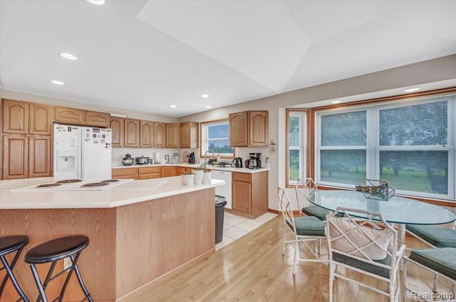 2551 Marathon Road, Lapeer, MI 48446