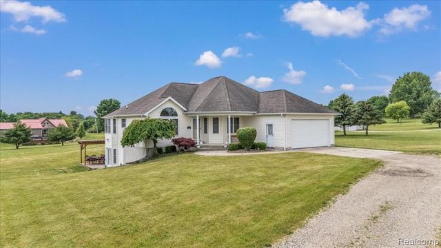 2551 Marathon Road, Lapeer, MI 48446