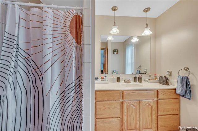 2551 Marathon Road, Lapeer, MI 48446