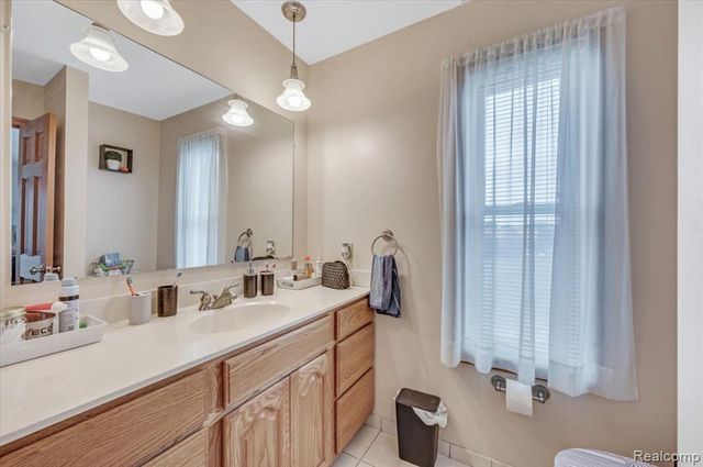 2551 Marathon Road, Lapeer, MI 48446