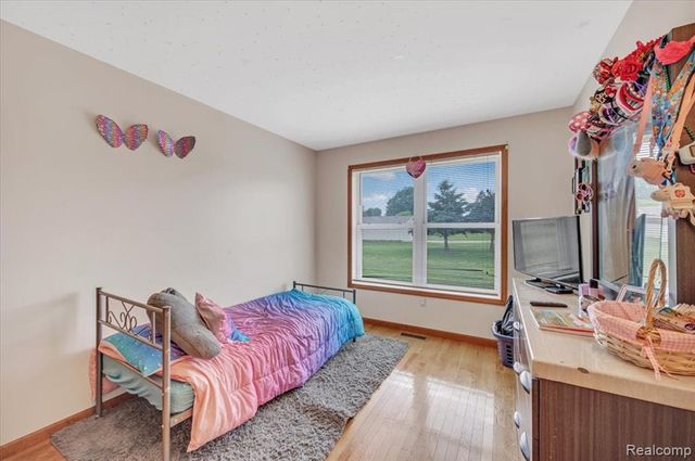 2551 Marathon Road, Lapeer, MI 48446